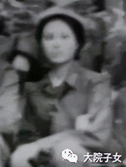 对越自卫反击战高校,向参加过自卫还击的战友们敬礼