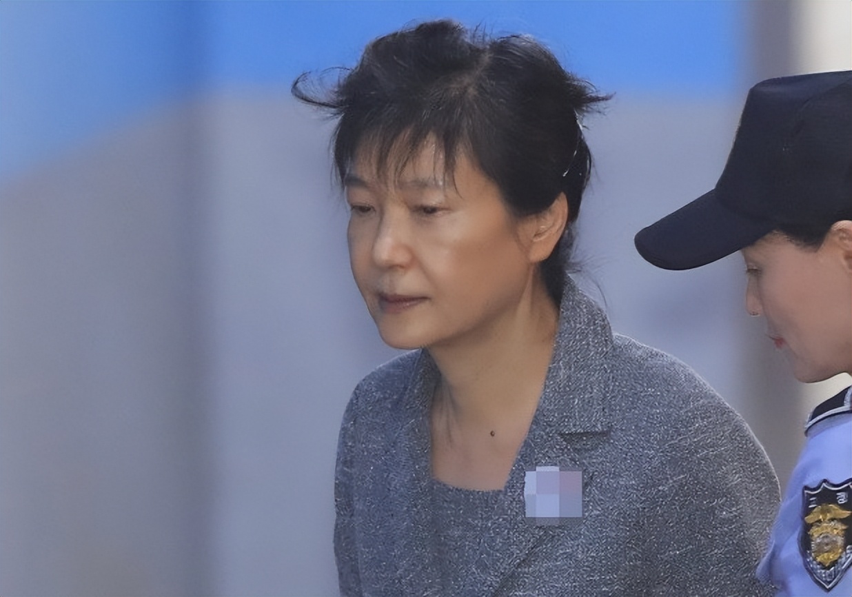 朴槿惠在监狱多长时间,朴槿惠监狱生活多少年