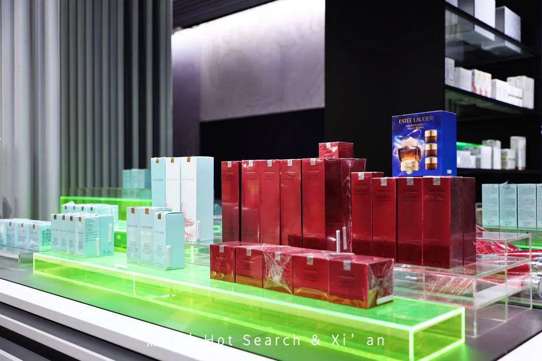 西安新地标！火遍全网的高端美妆店HAYDON黑洞来啦！女明星集合