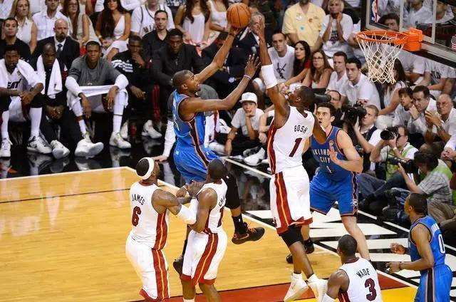 历史最佳詹姆斯排名,詹姆斯历史前5人