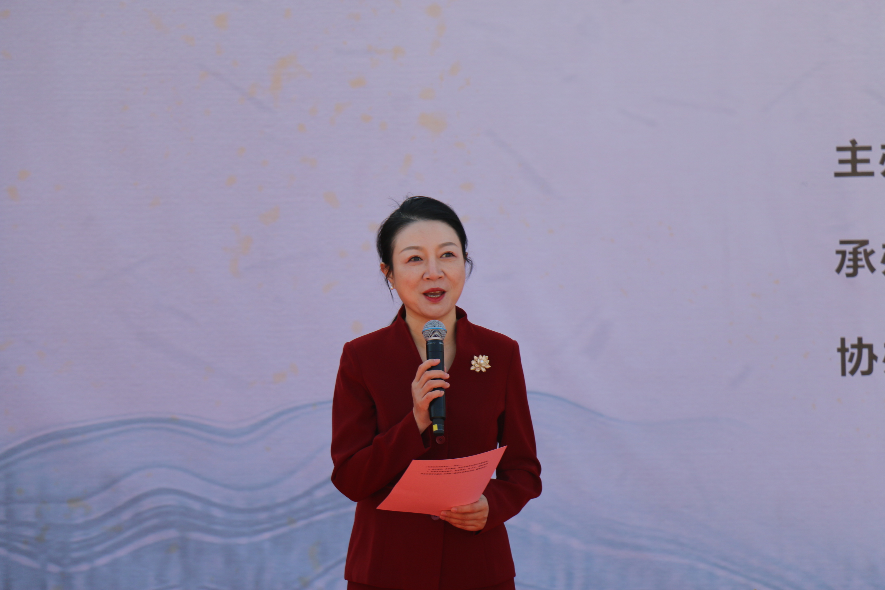 楂樺缓缇ゆ姤鍛婁細,70鑰抽『