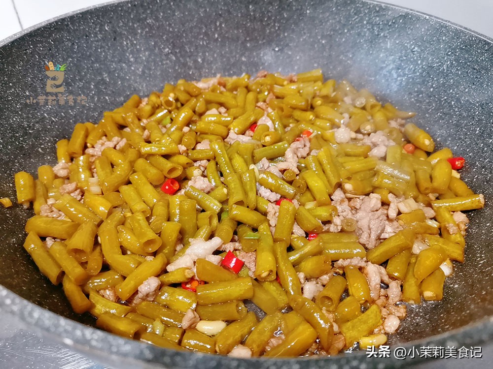 腌酸豆角里面生花怎么办,腌酸豆角怎么样不长白花