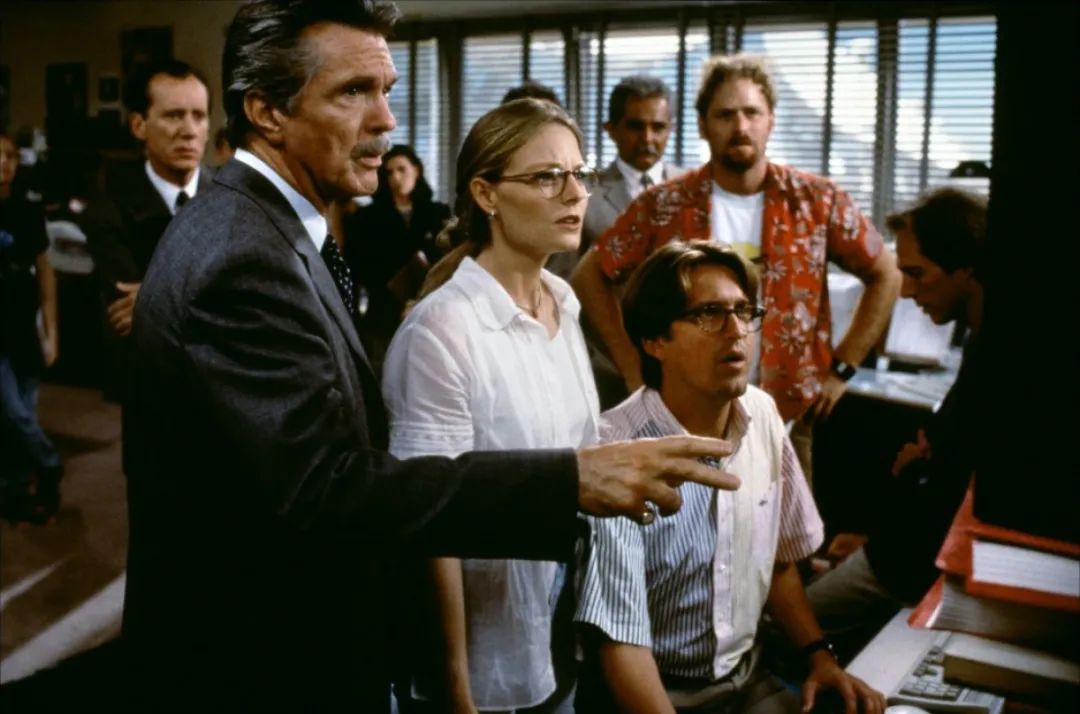 全球十部顶级科幻电影战争,十部高分科幻电影部部都是经典