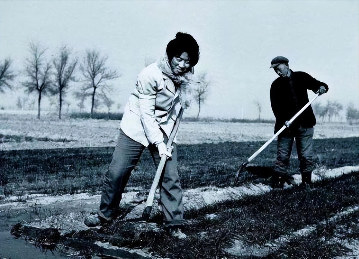 1994年山东女子挖到35克拉钻石,挖钻石真实案件