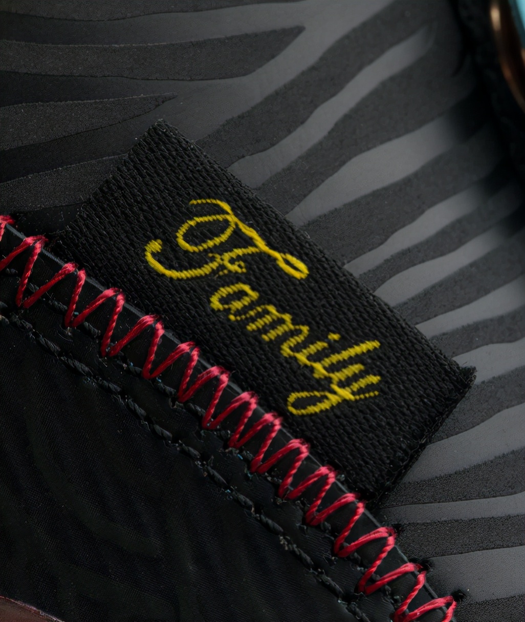 安踏最新签名球鞋,安踏轻狂男篮球鞋