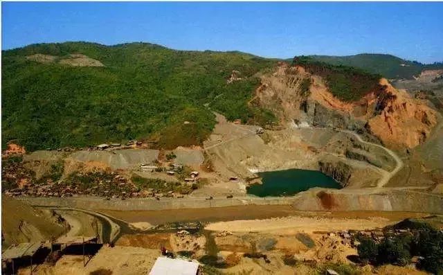 为什么高品质的翡翠都出自缅甸？