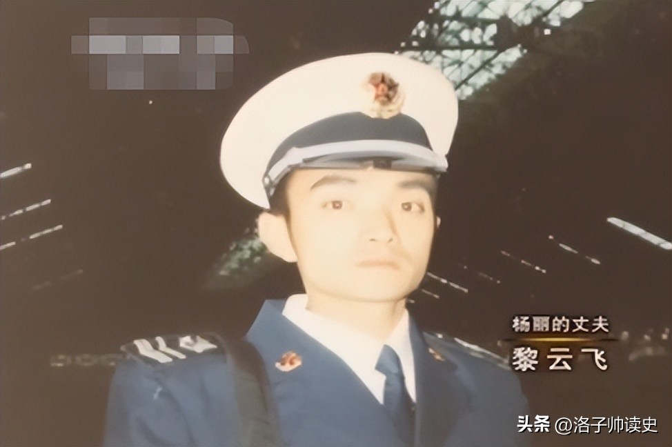 负债百万的她被树叶割伤，却发现商机年赚千万，养活500农村妇女