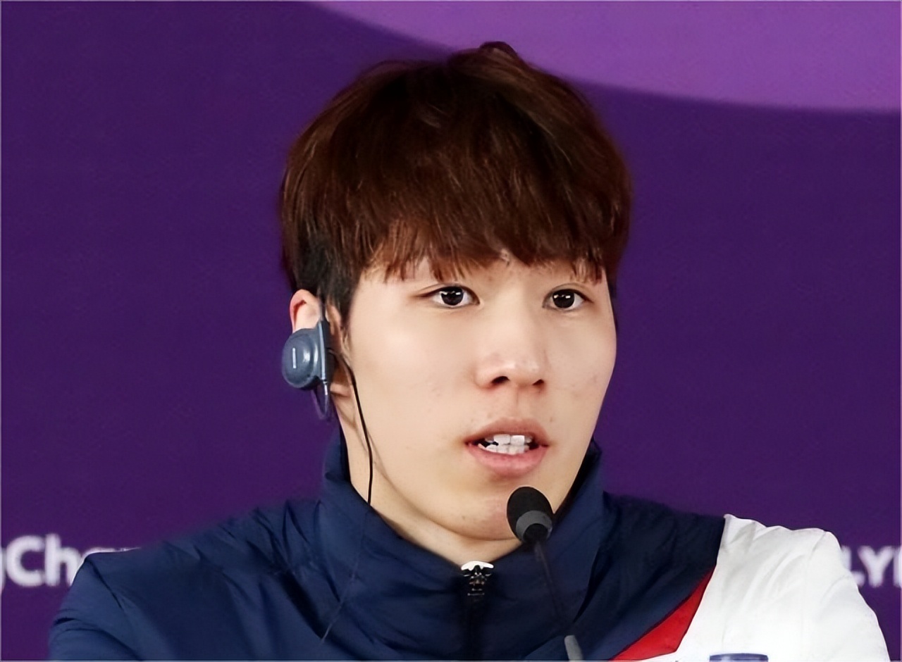 jennie韩国女穿搭,韩国女星jennie穿搭