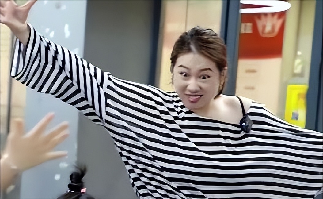 拉丁舞最火的老师教学直播间,最火拉丁舞老师教跳拉丁舞