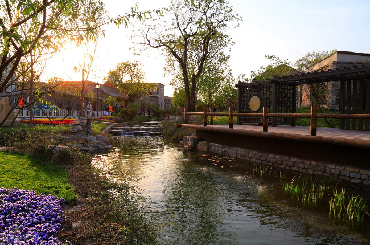 参观北京故宫的一日游计划,北京看升旗故宫长城二日游