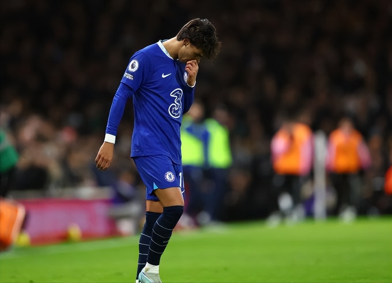 红牌切尔西,红牌停赛几场