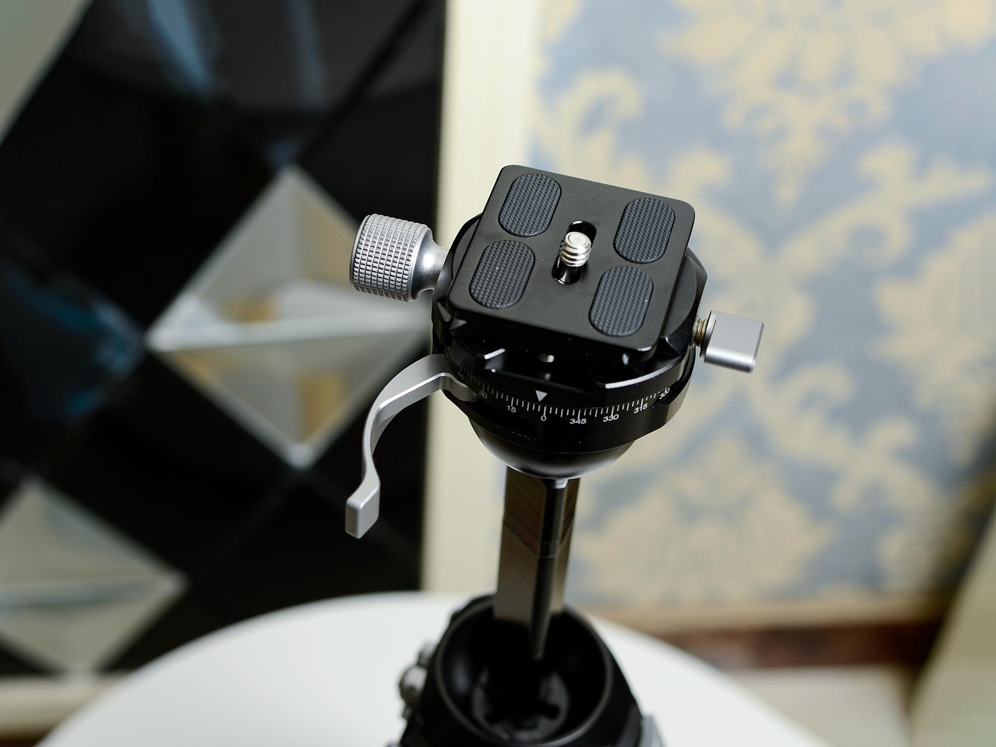 佳鑫悦碳纤维轻便旅行三脚架,佳鑫悦三脚架评测