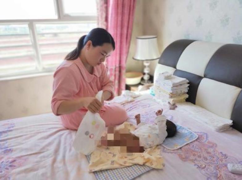 别再用湿巾给宝宝擦屁股了,湿巾擦屁股的危害