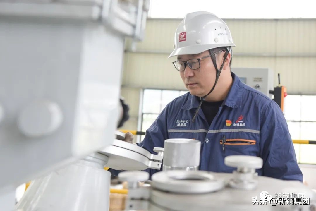 终于批量接单啦！“操博士”的新钢科研路