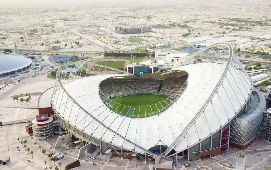 世界杯决赛播放泽连斯基视频,泽连斯基在世界杯决赛演讲被拒绝