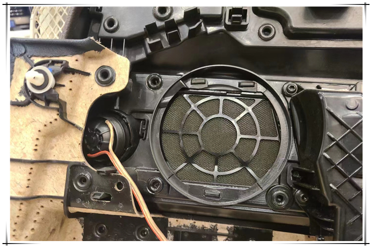 深圳宝马740音响改装案例,厦门宝马740音响改装