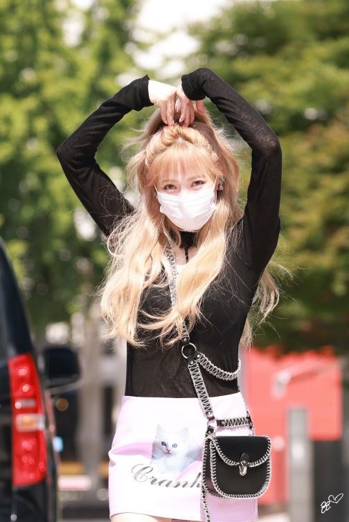 韩国女星近期着装精选,韩国女星着装惹争议