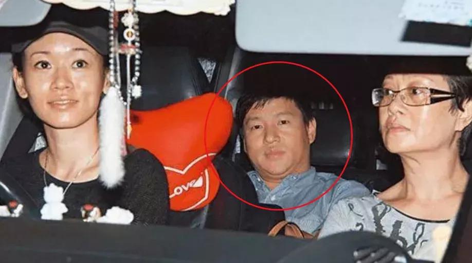 港姐杨思琦一人带俩娃,港姐杨思琦视频