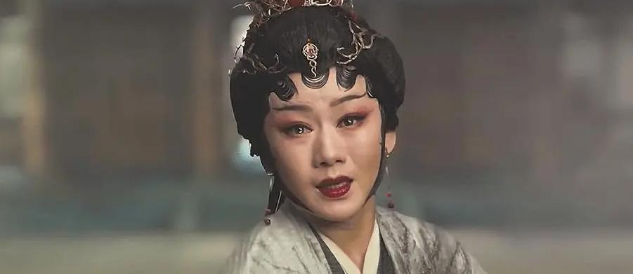 从话剧表演转型到影视剧,从传统京剧到现代京剧传承与发展