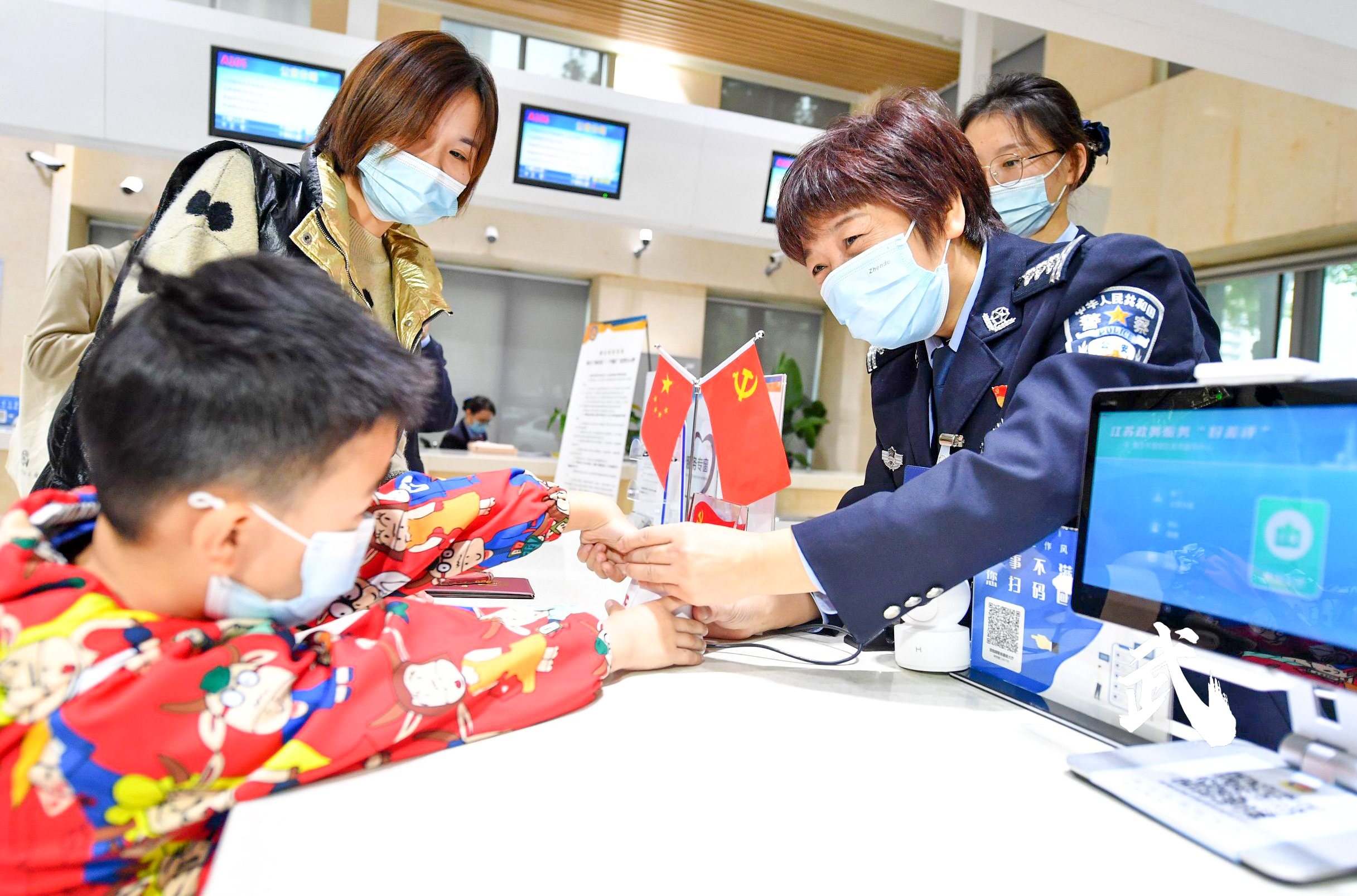 上海儿童身份证办理需要什么材料,上海儿童身份证办理流程