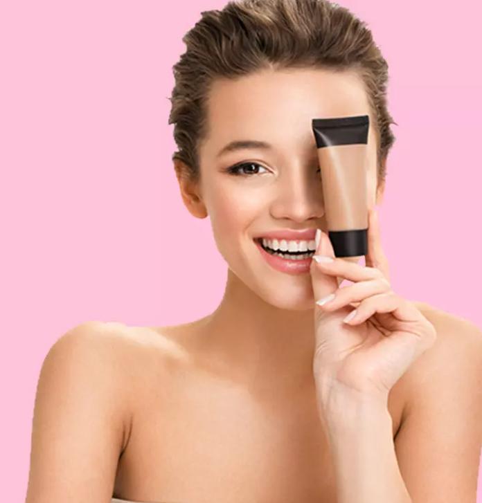 用刷子涂粉底液的正确方法,用手涂抹粉底液教程