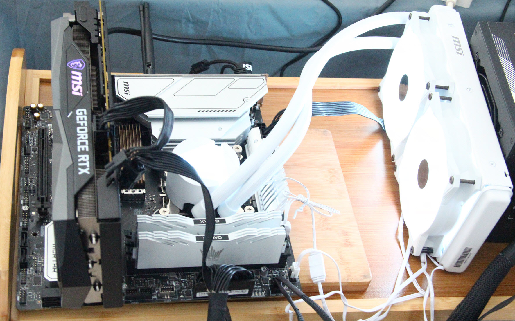 微星万图师3050和魔龙3050多少钱,微星3050魔龙和七彩虹3050战斧对比