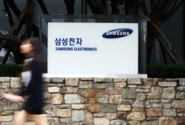 韩国对华贸易顺差韩媒报道,韩国对华贸易首次逆差