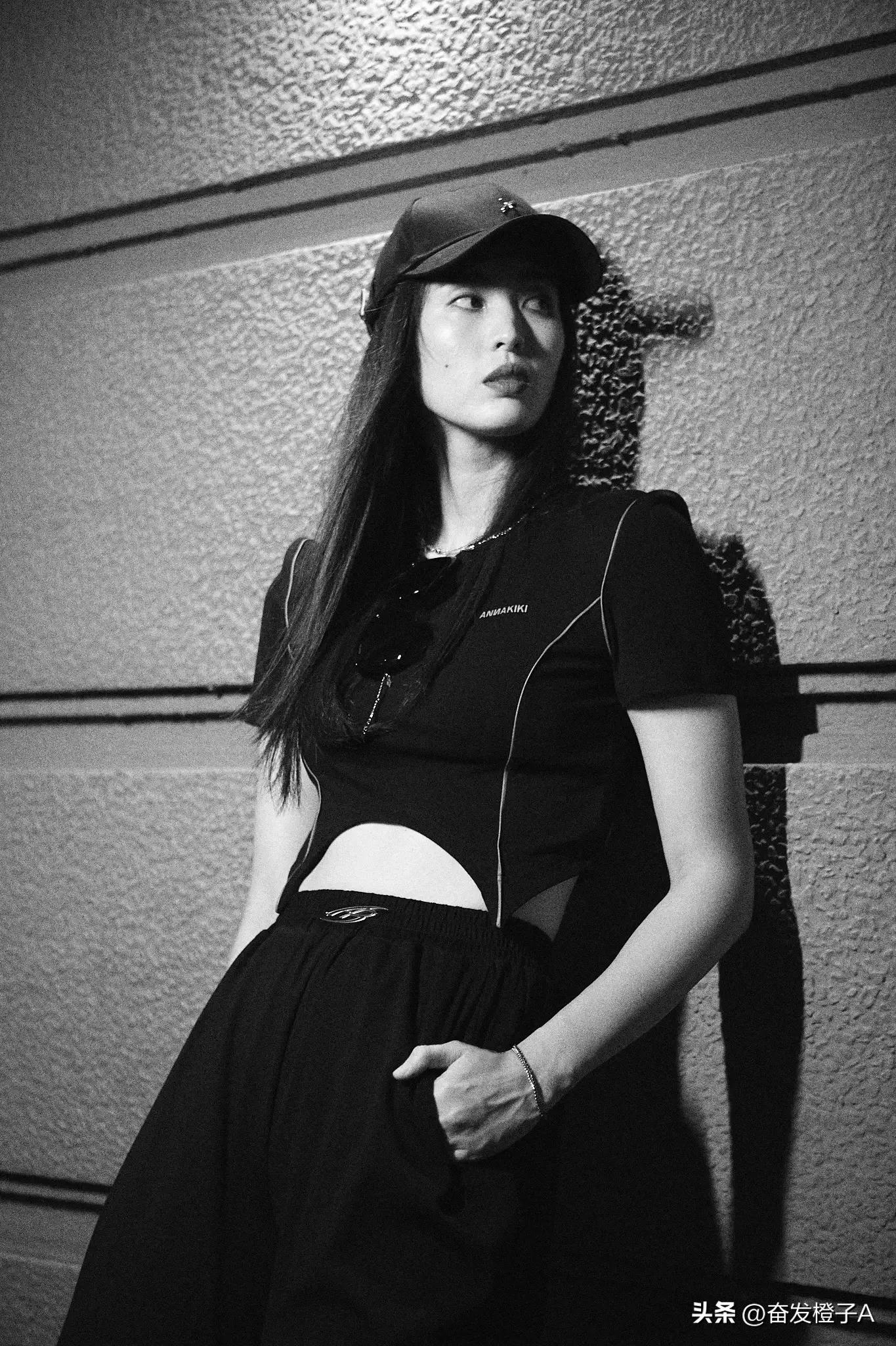 女足门将赵丽娜身材,女足漂亮门将赵丽娜是模特吗