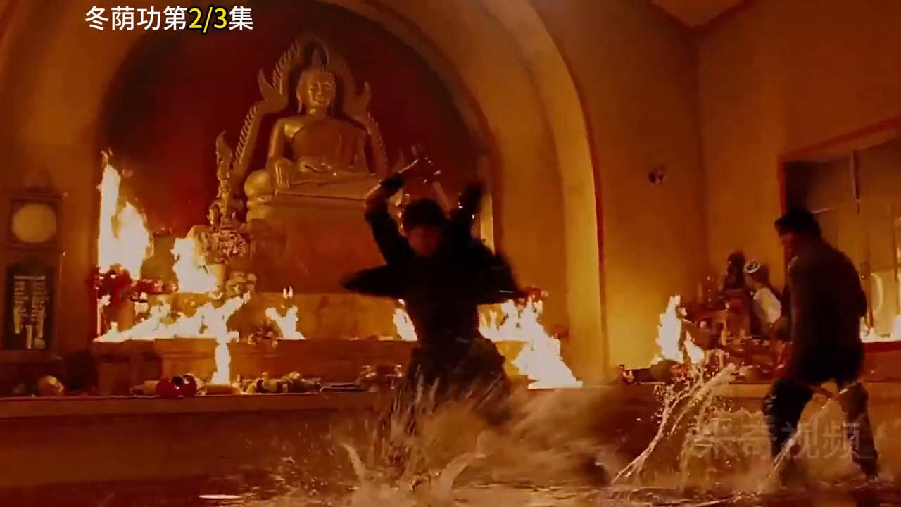 女人为了帮托尼找回大象，穿着清凉参加泥浆派对#影视解说