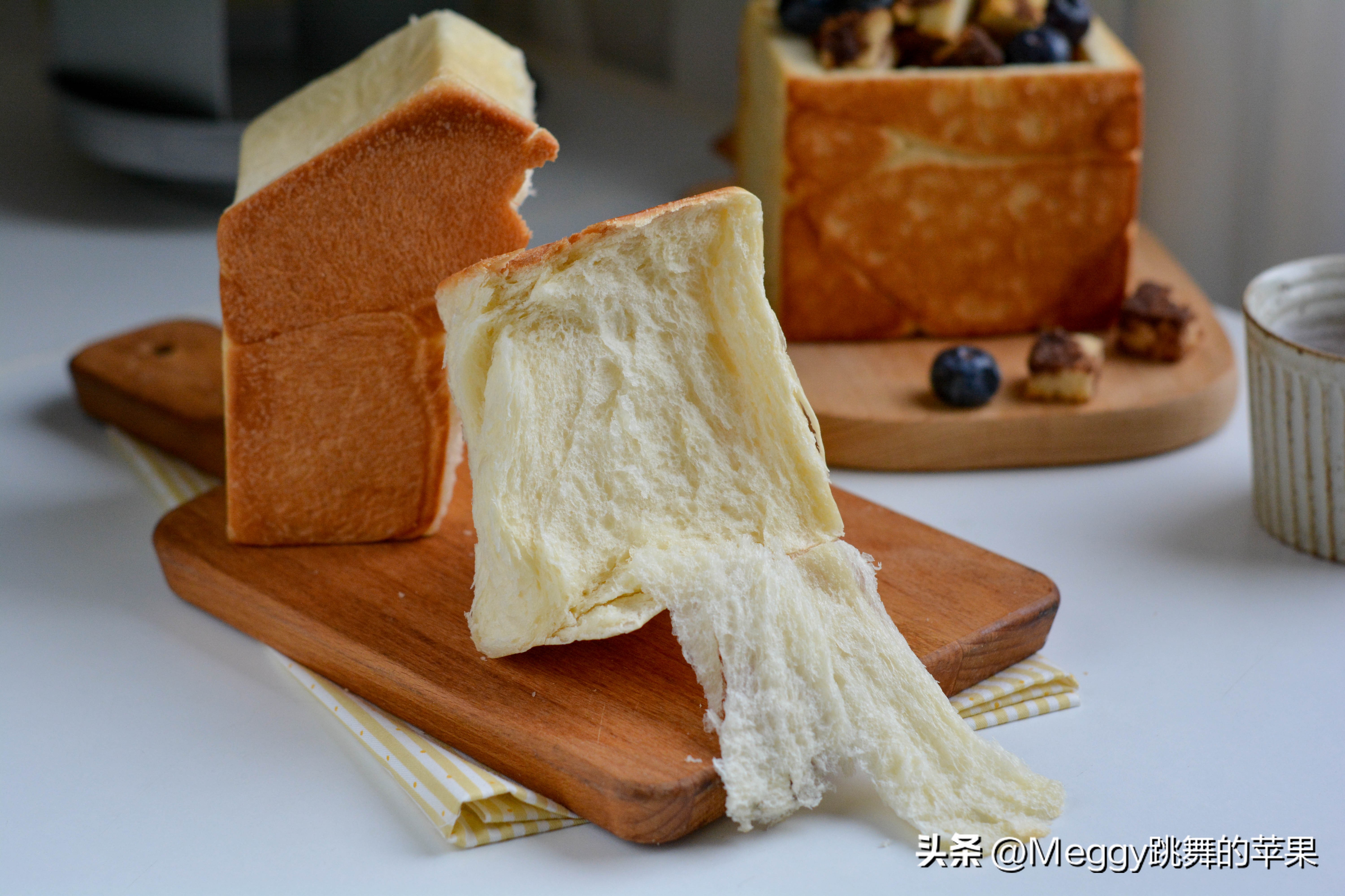 手撕吐司只用这个方子逆天好吃,做可以拉丝的吐司片