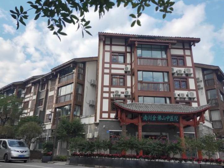 晚期肝癌抗癌成功人士,肝癌晚期10年生前最后一段影像