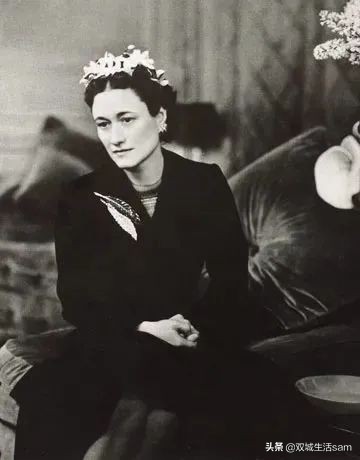 泫雅欧泊戒指现在的样子,欧泊戒指一般多少钱泫雅