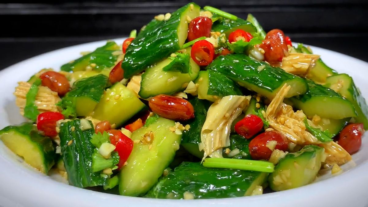 4种蔬菜被拉入致癌名单,哪三种蔬菜不能放进冰箱还会致癌