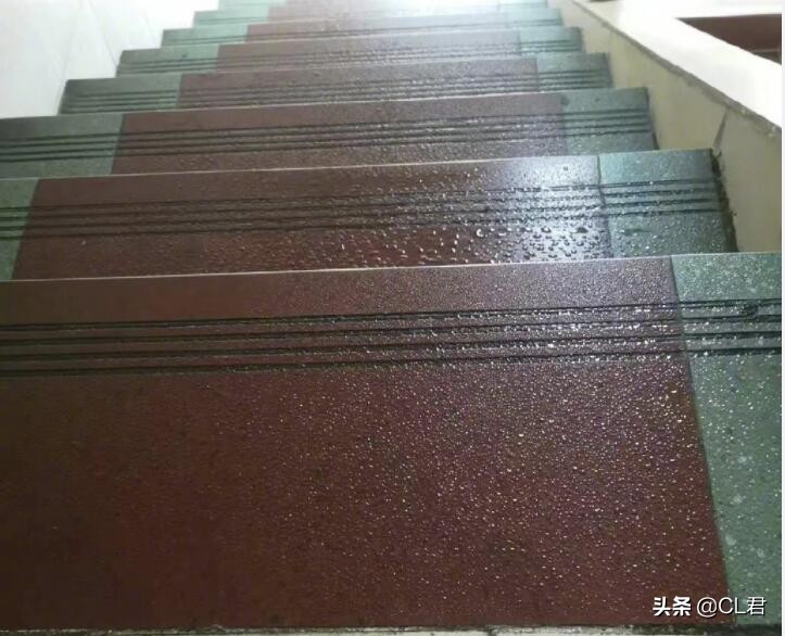 回南天来袭最全的防潮技巧在这里,南方墙面怎样注意回南天