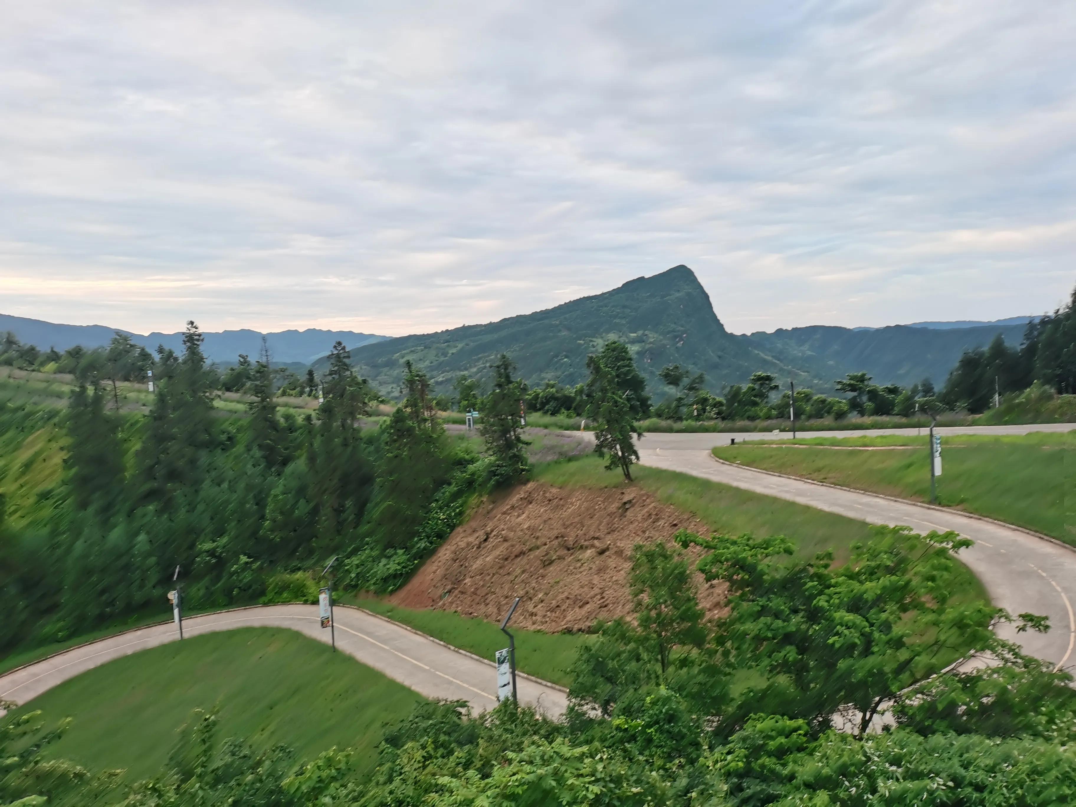 有些女人为什么喜欢出轨,女人为什么出轨成性
