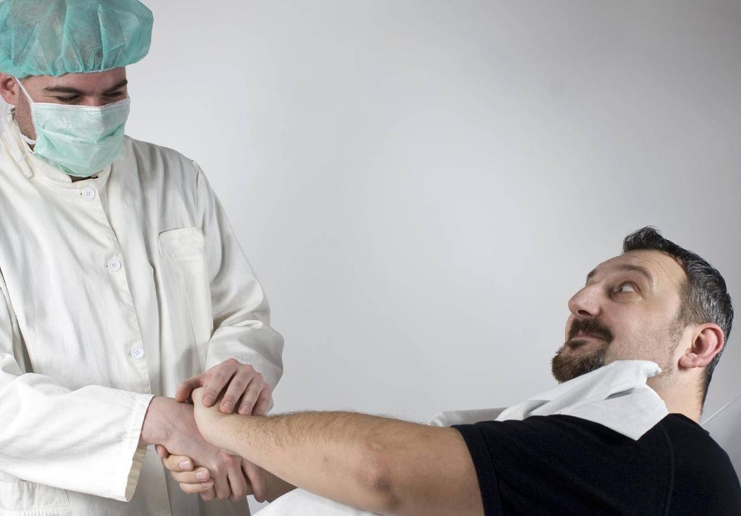 得了肾囊肿该怎么办,查出肾囊肿