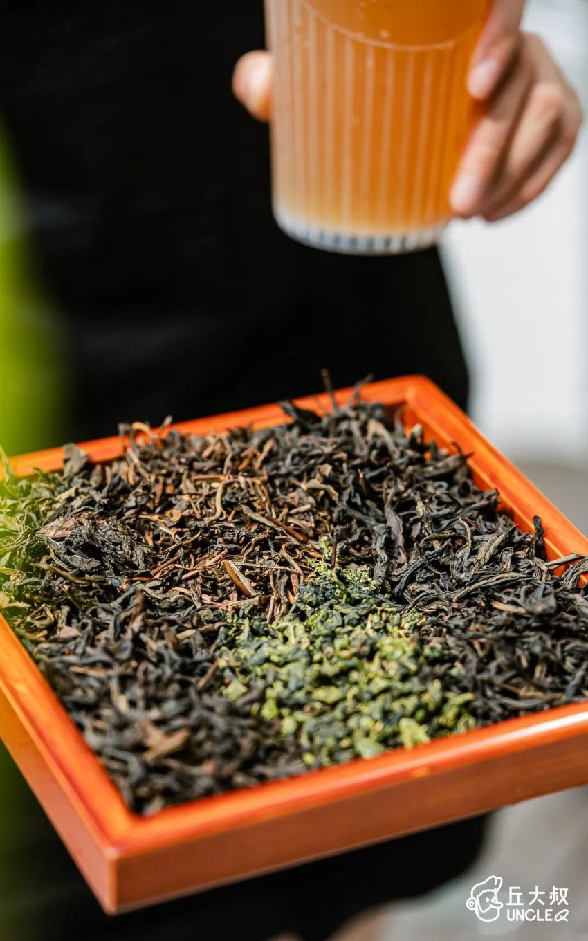 3秒卖出1杯、日销量可叠8座广州塔，这款小众茶惊动了整个茶饮圈