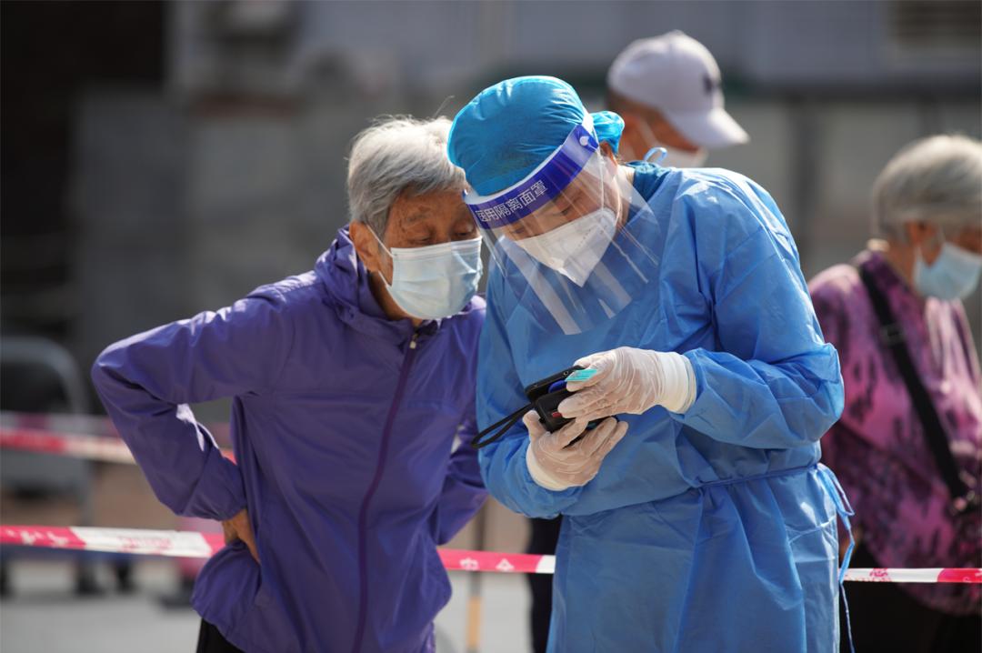 3000现金、黄金珠宝、手机汽车…深圳的疫苗福利，也太卷了吧