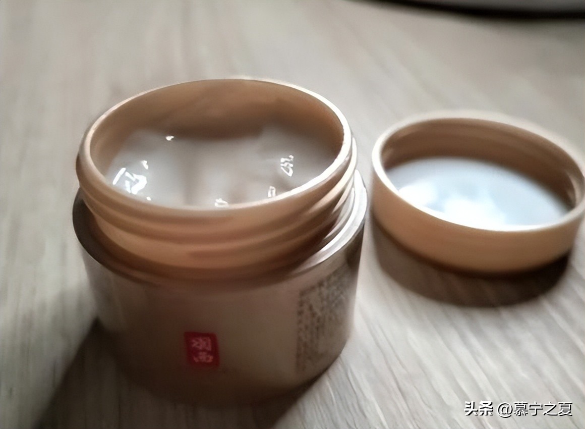 想要皮肤紧致用什么面霜,想要面部更紧致哪种胶原蛋白最好