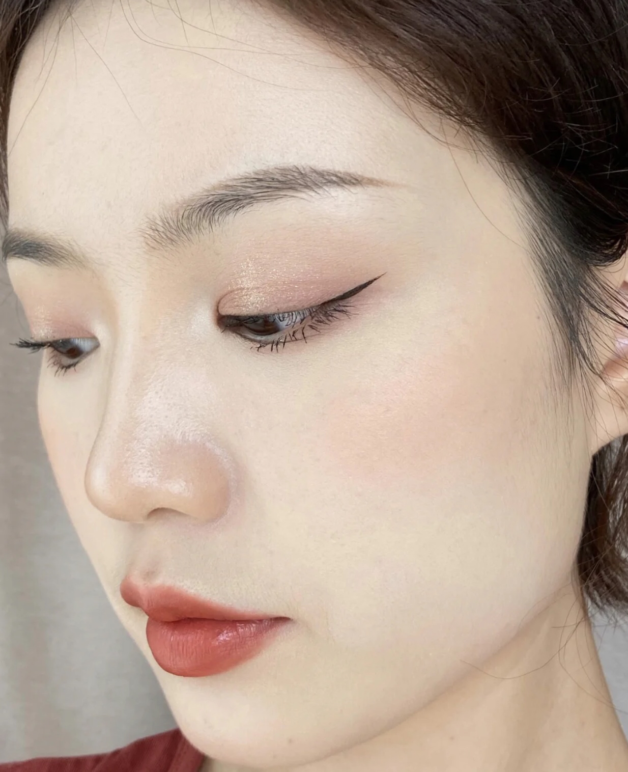 纹眉后几天可以碰水,纹眉后多久变自然好看