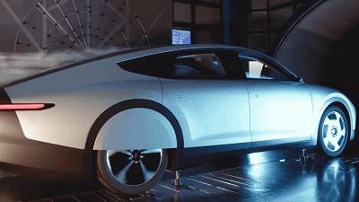 最新太阳能充电汽车,太阳能充电概念车惊艳亮相