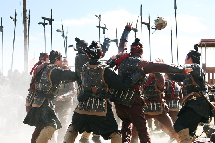 中国蹴鞠是足球的起源吗,中国的蹴鞠是什么样的