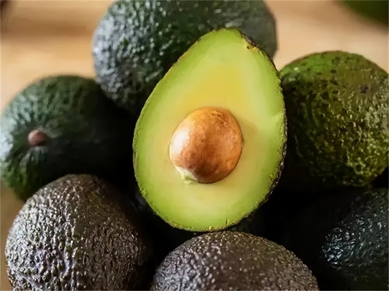 牛油果一个是多少米饭,牛油果的生命力量