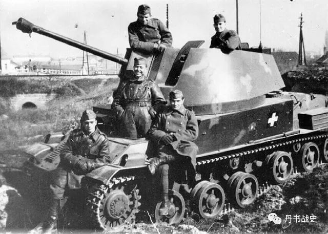 瑞典博福斯40mm高射炮威力,博福斯40mm防空炮炮管寿命