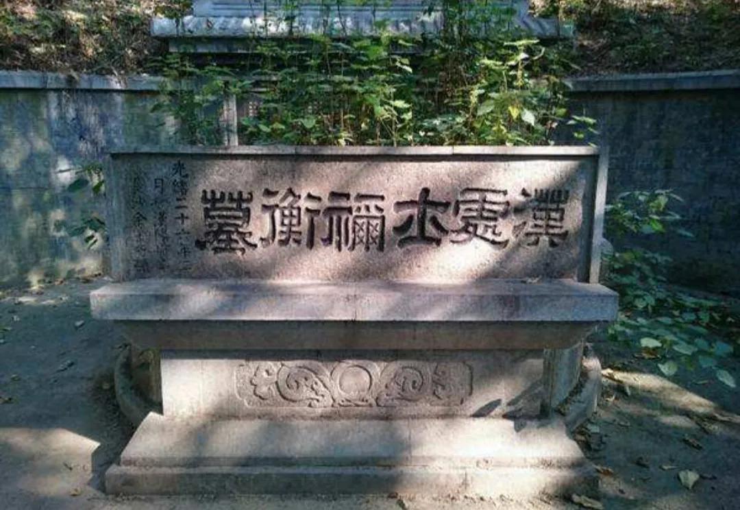 源自不系舟微博《鹦鹉洲》