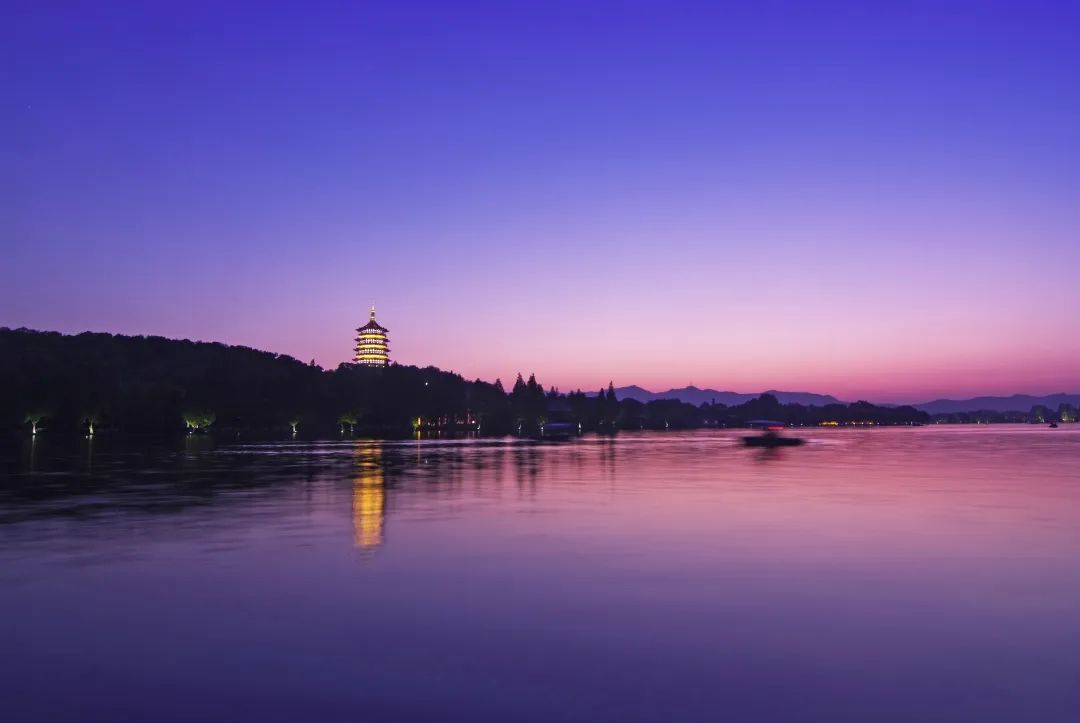 最新杭州西湖风景区攻略,杭州西湖52路环线景点