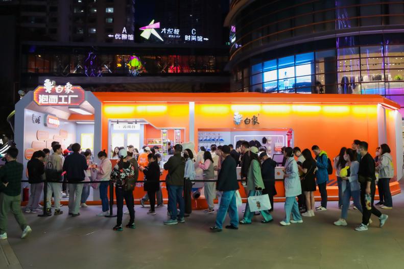 白象方便面探访,白象泡面工厂快闪店