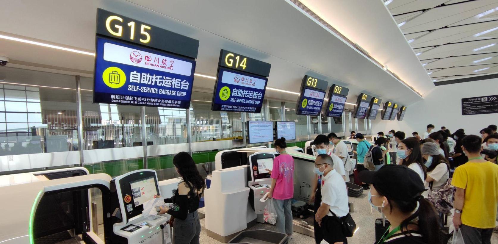 你第一次坐飞机有点紧张怎么办,第一次坐飞机如何避免紧张