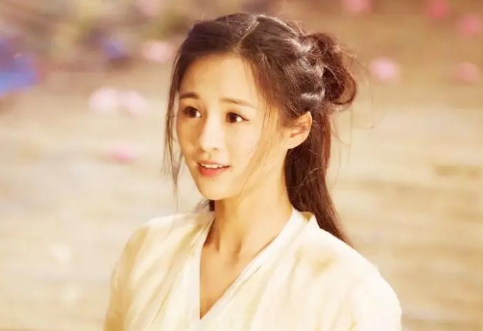 三生三世：跟树精迷谷相比，其实白浅的仆人奈奈才是最忠心的