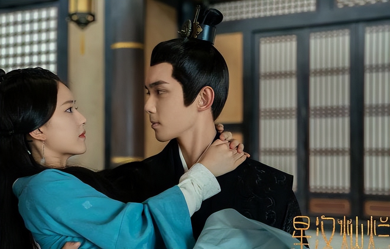 熬夜也要追的七部剧,十部熬夜也要看的剧看完长知识